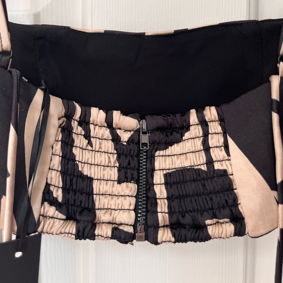 NWT House of Harlow 1960 Printed Tie-Strap Crop Top XS - Picture 7 of 11